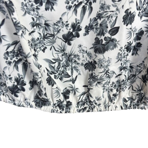 Women's Monday Fun Blouse - Picture 3 of 5
